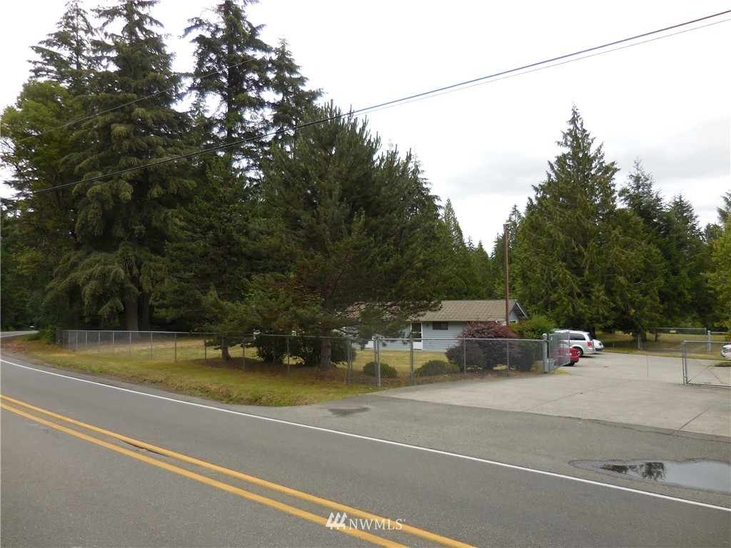 1612 Southwest Old Clifton Road Port Orchard, WA 98367 - Photo 23 of 25 Gallery Image 23