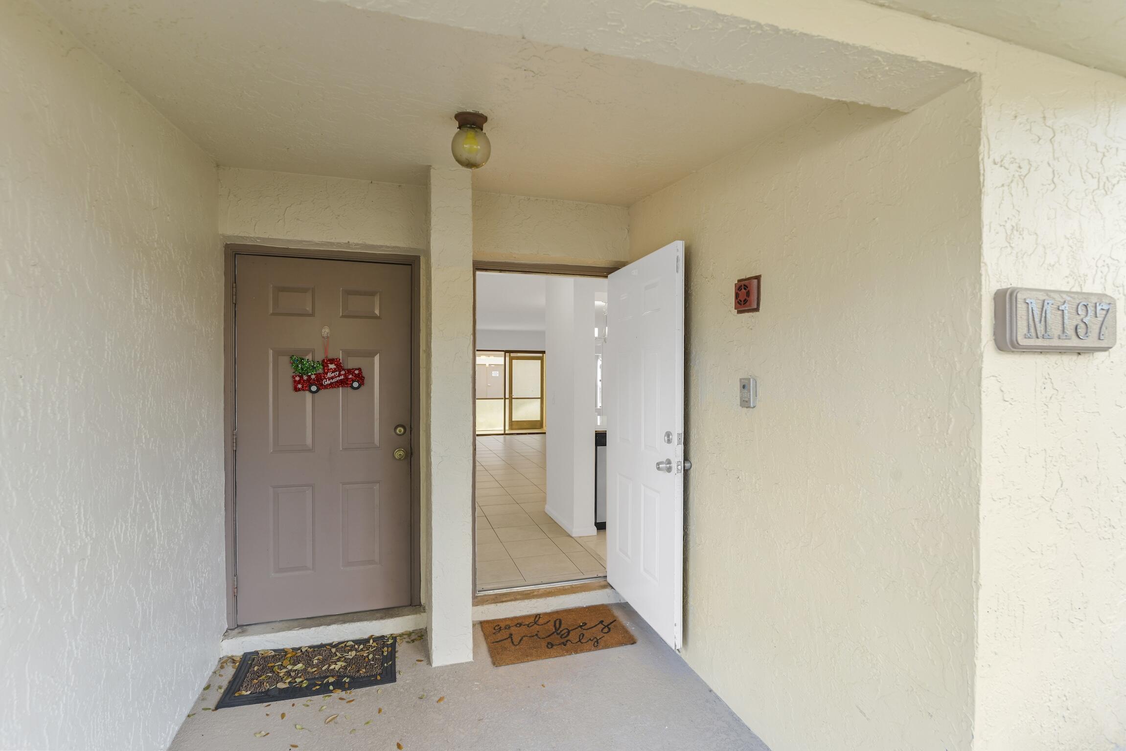 3129 Millwood Terrace, Unit M137 Boca Raton, FL 33431 - Photo 31 of 58 Entrance
