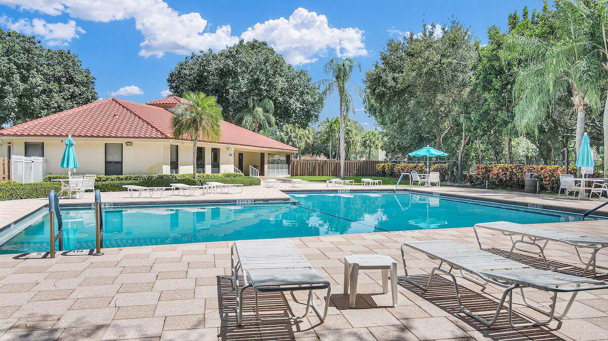 3129 Millwood Terrace, Unit M137 Boca Raton, FL 33431 - Photo 34 of 58 Swimming Pool