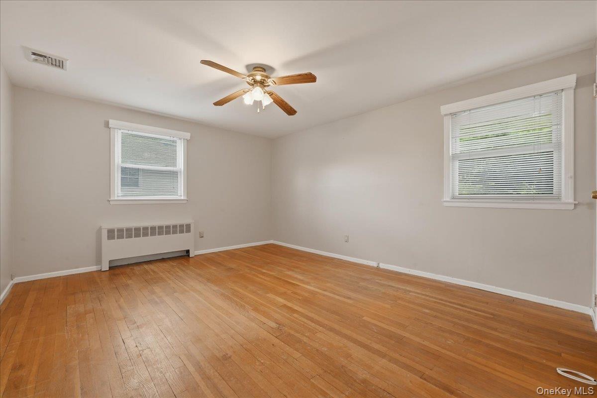 1395 Meadowbrook Road Merrick, NY 11566 - Photo 31 of 44