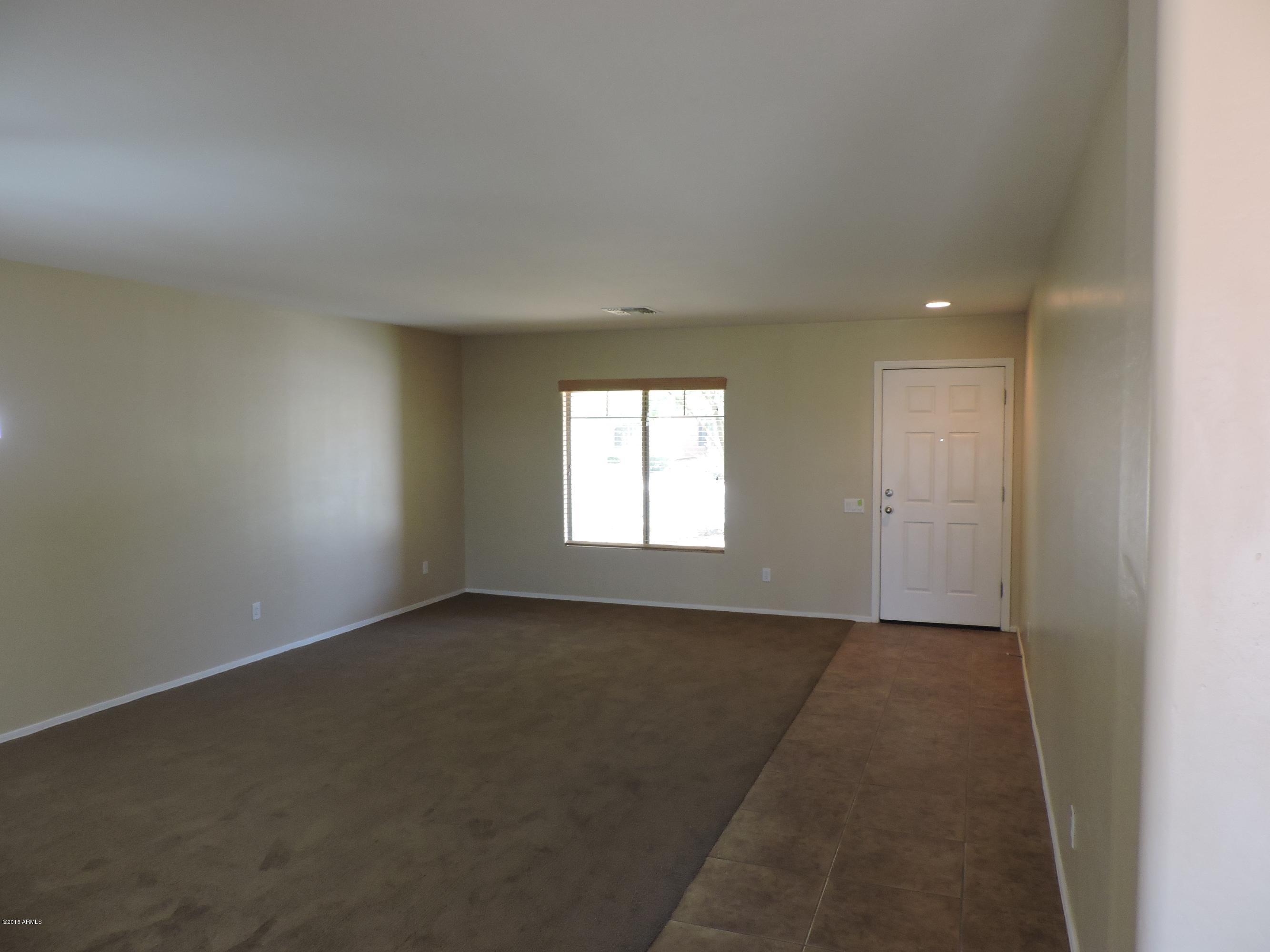43673 West Cowpath Road Maricopa, AZ 85138 - Photo 4 of 33 43673 W Cowpath 004