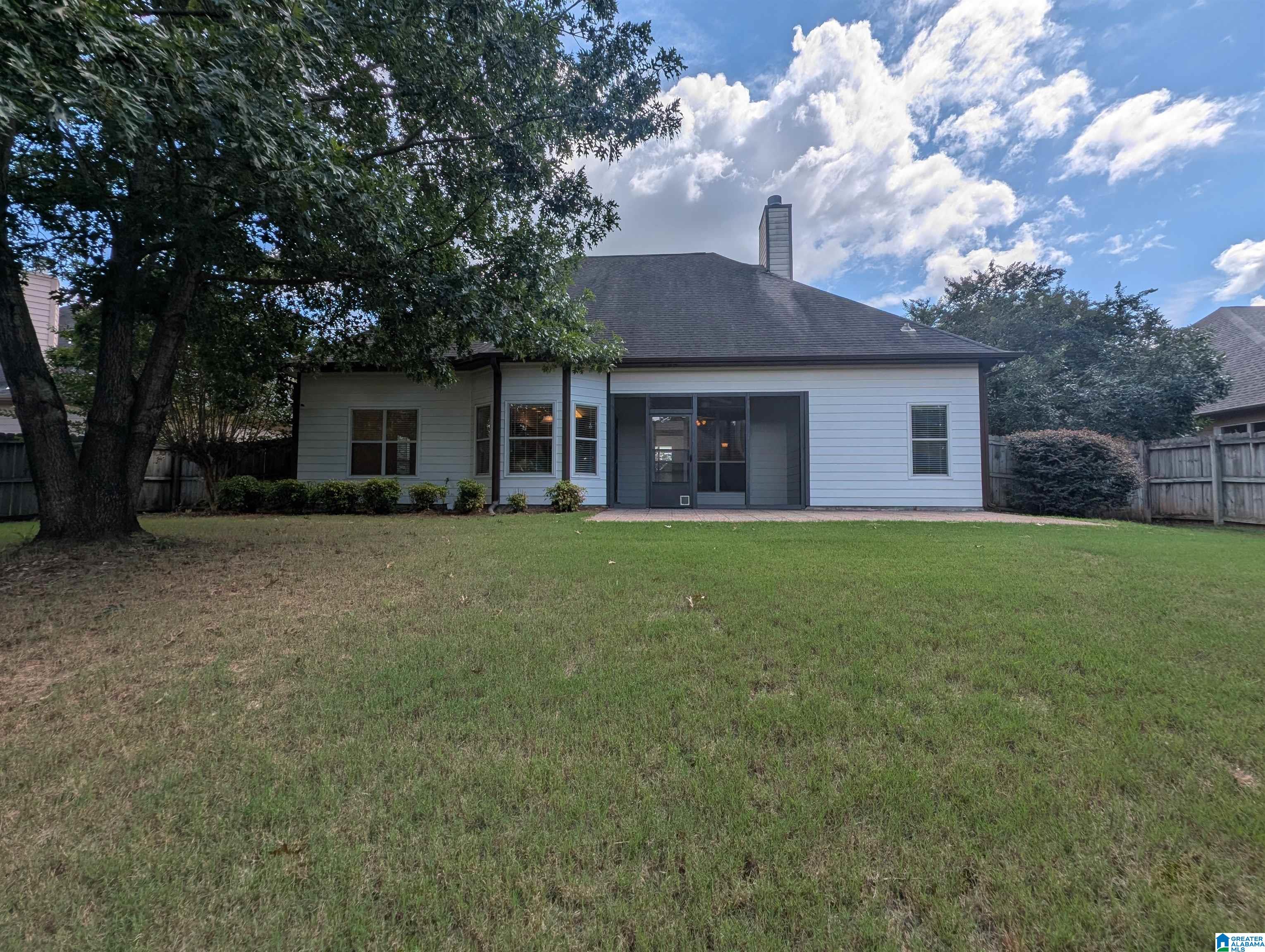 676 Barkley Circle Alabaster, AL 35007 - Photo 3 of 25
