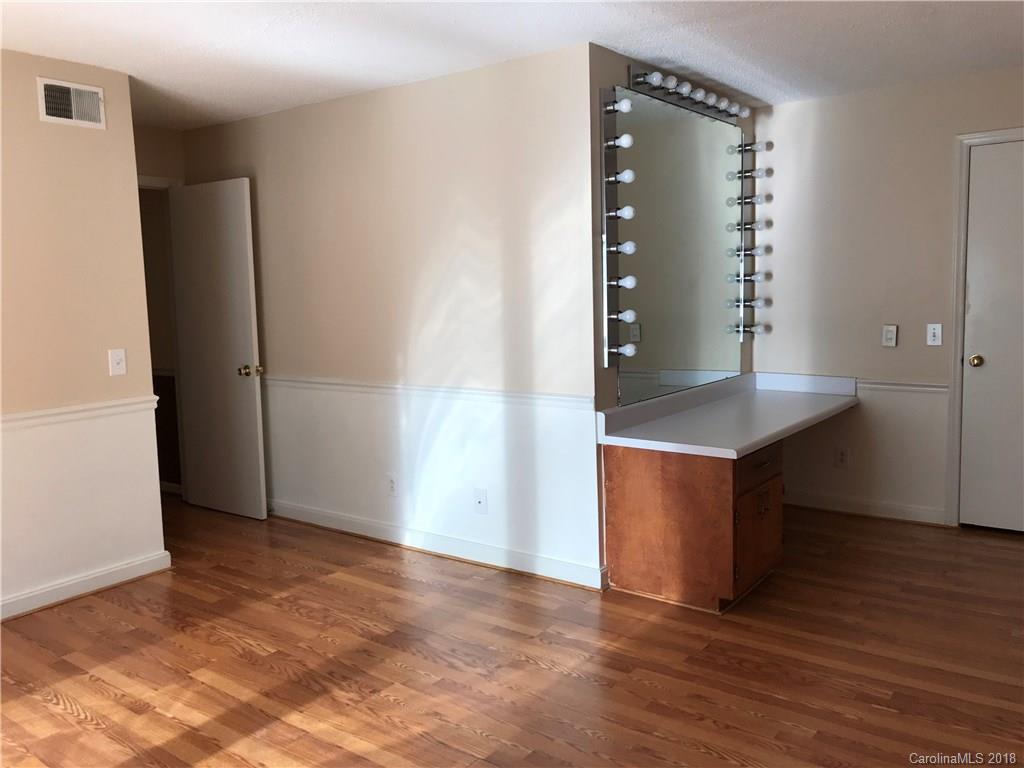 10957 Harrowfield Road Charlotte, NC 28226 - Photo 12 of 20 Gallery Image 12