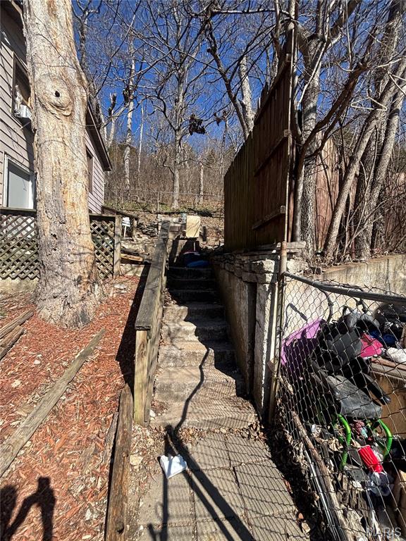 7029 Twin River Road Eureka, MO 63025 - Photo 12 of 34