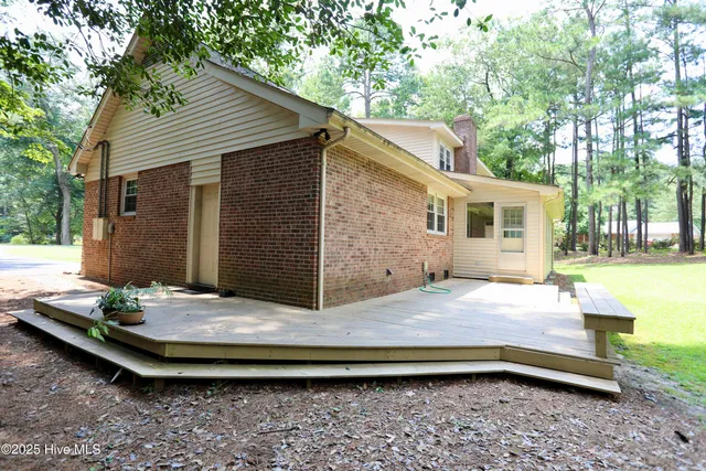 $2,250 | 202 Haldane Drive, Southern Pines, NC 28387