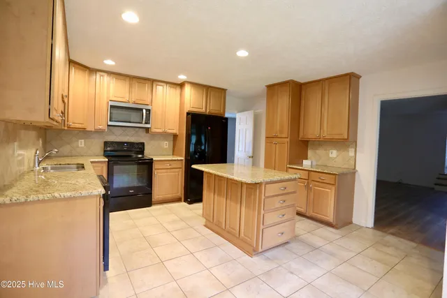 $2,250 | 202 Haldane Drive, Southern Pines, NC 28387