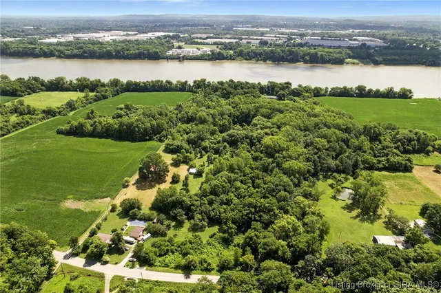 $140,000 | 5020 Old Highway 111 Southeast, Elizabeth, IN 47117