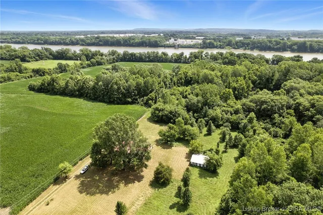 $140,000 | 5020 Old Highway 111 Southeast, Elizabeth, IN 47117