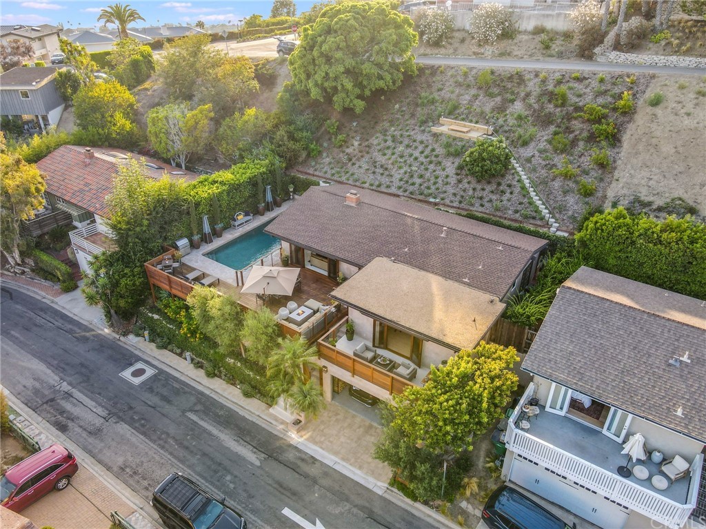 1336 Terrace Way Laguna Beach, CA 92651 - Photo 31 of 33