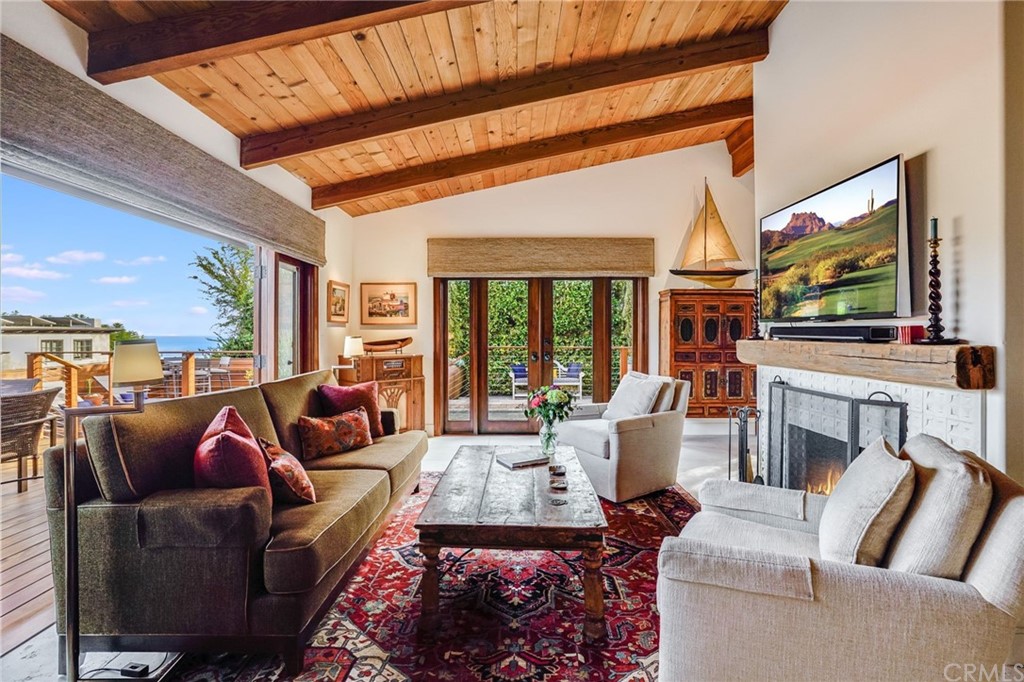 1336 Terrace Way Laguna Beach, CA 92651 - Photo 6 of 33