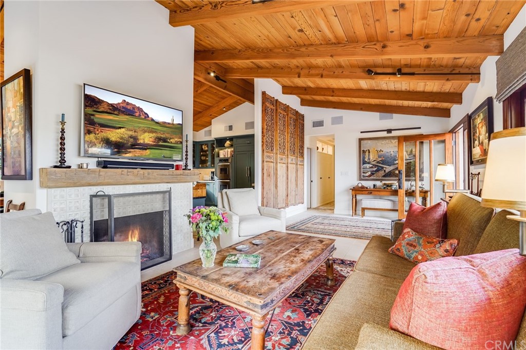 1336 Terrace Way Laguna Beach, CA 92651 - Photo 7 of 33