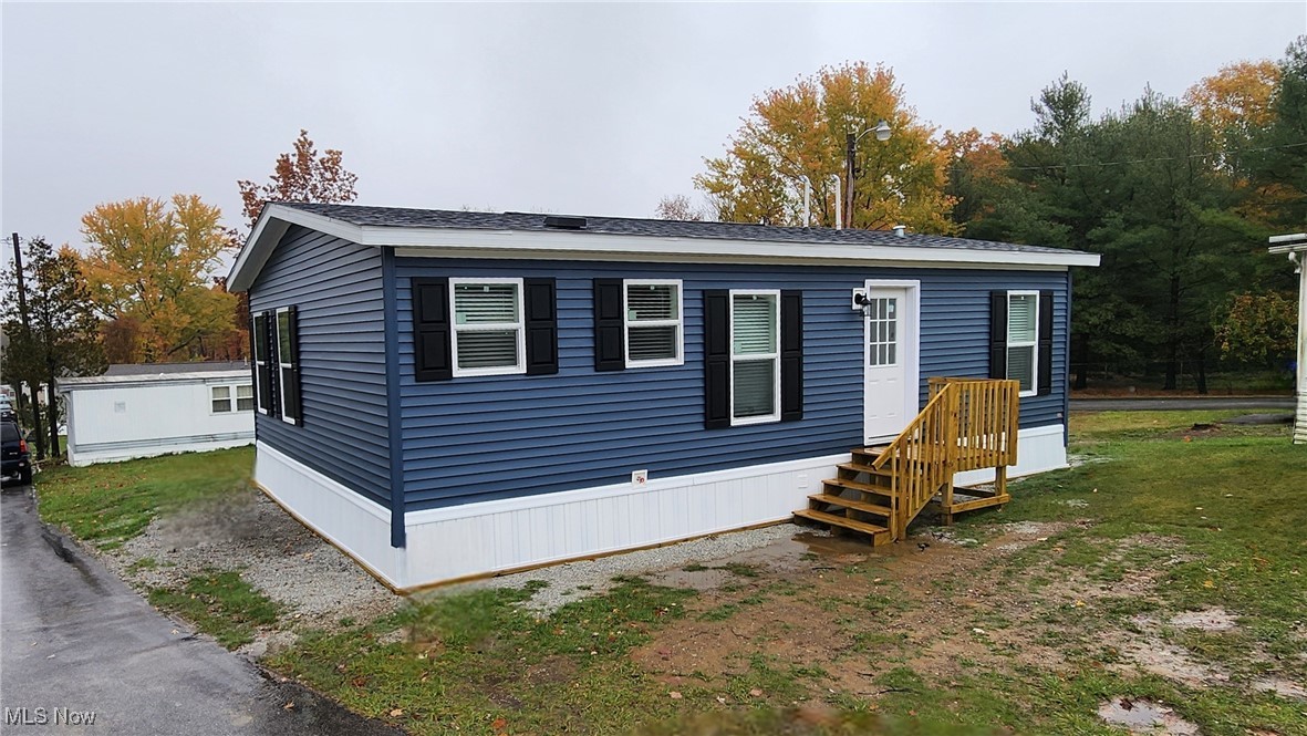 8323 Eagle Road, Unit 32 Kirtland, OH 44094 - Photo 2 of 34