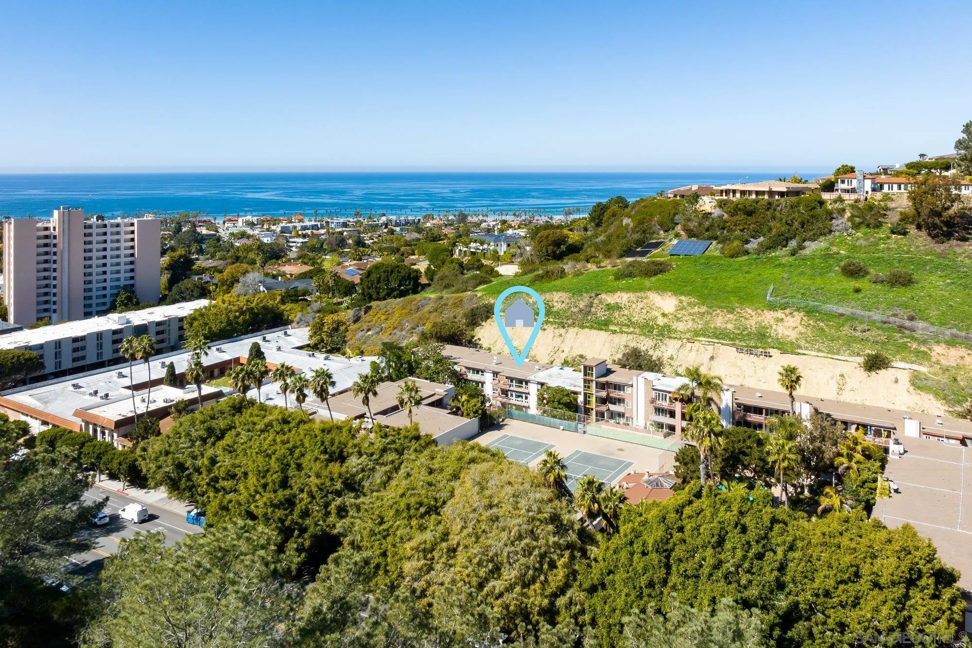 2610 Torrey Pines Road, Unit C33 La Jolla, CA 92037 - Photo 22 of 24 a view of a city
