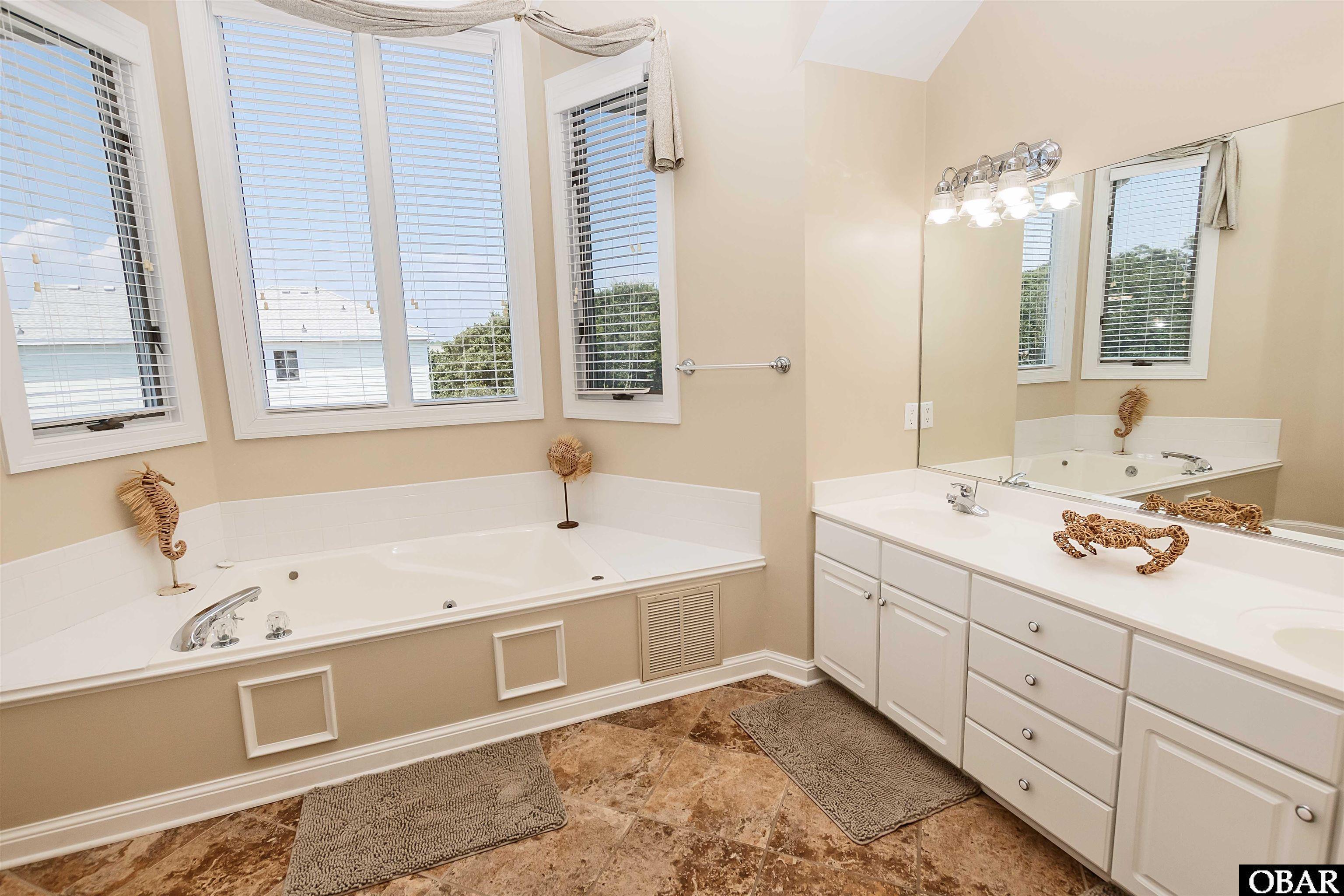 1121 Gray Court Corolla, NC 27927 - Photo 17 of 49