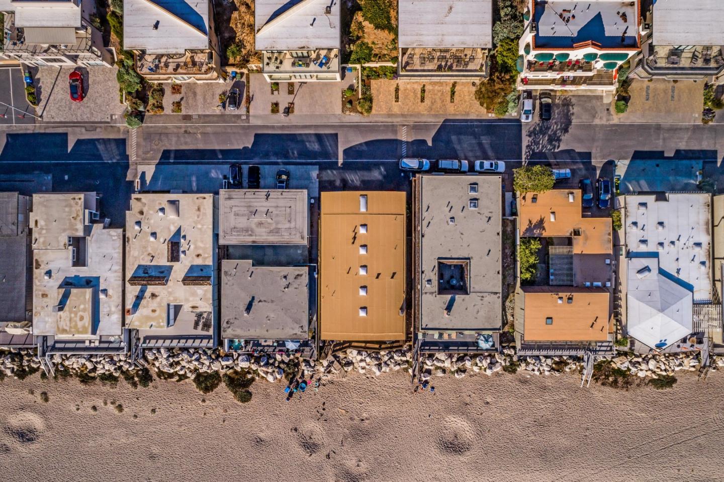 638 Beach Drive Aptos, CA 95003 - Photo 5 of 40