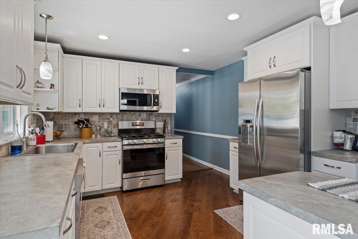 23 Circle Drive Rochester, IL 62563 - Photo 20 of 67
