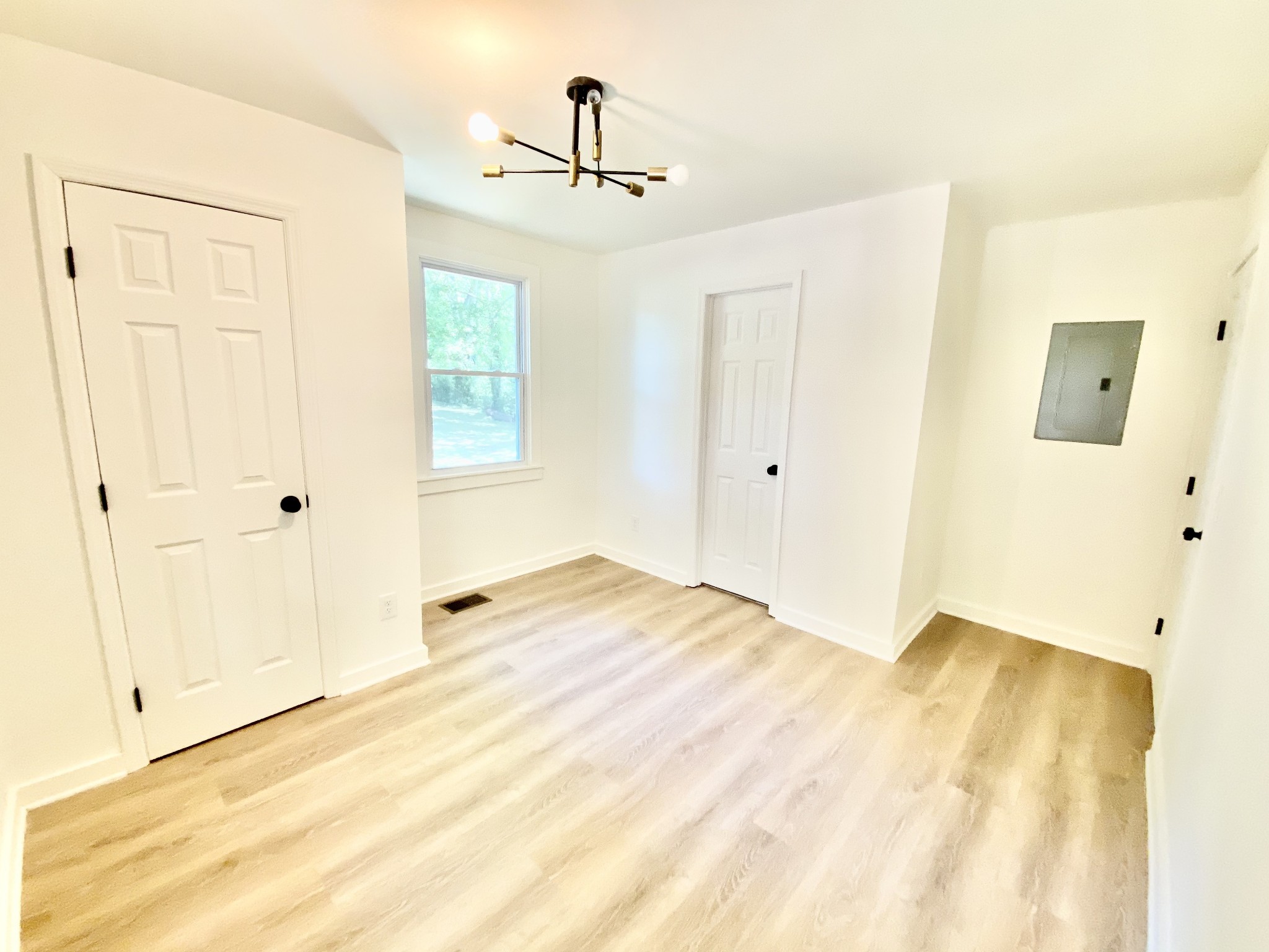 128 Stirton Road Nashville, TN 37210 - Photo 14 of 40 Gallery Image 14