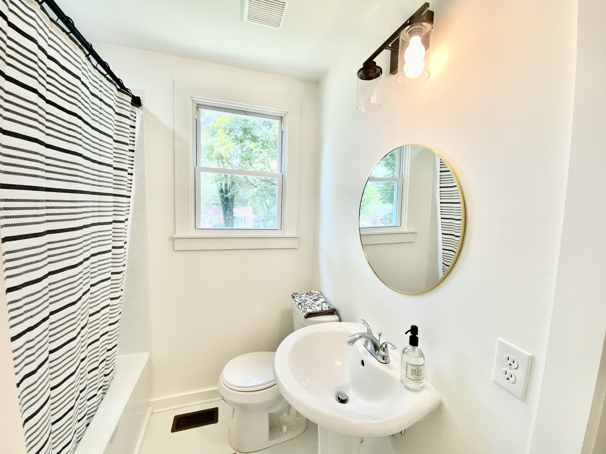 128 Stirton Road Nashville, TN 37210 - Photo 16 of 40 Gallery Image 16