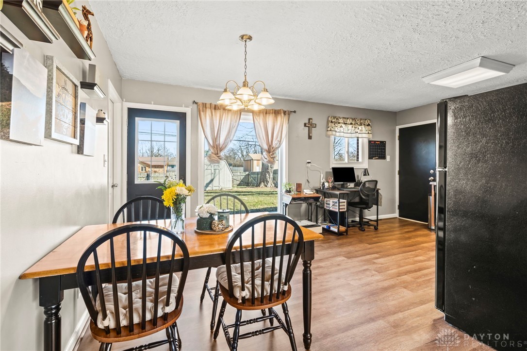 206 Applegate Road Englewood, OH 45322 - Photo 8 of 39 Gallery Image 8