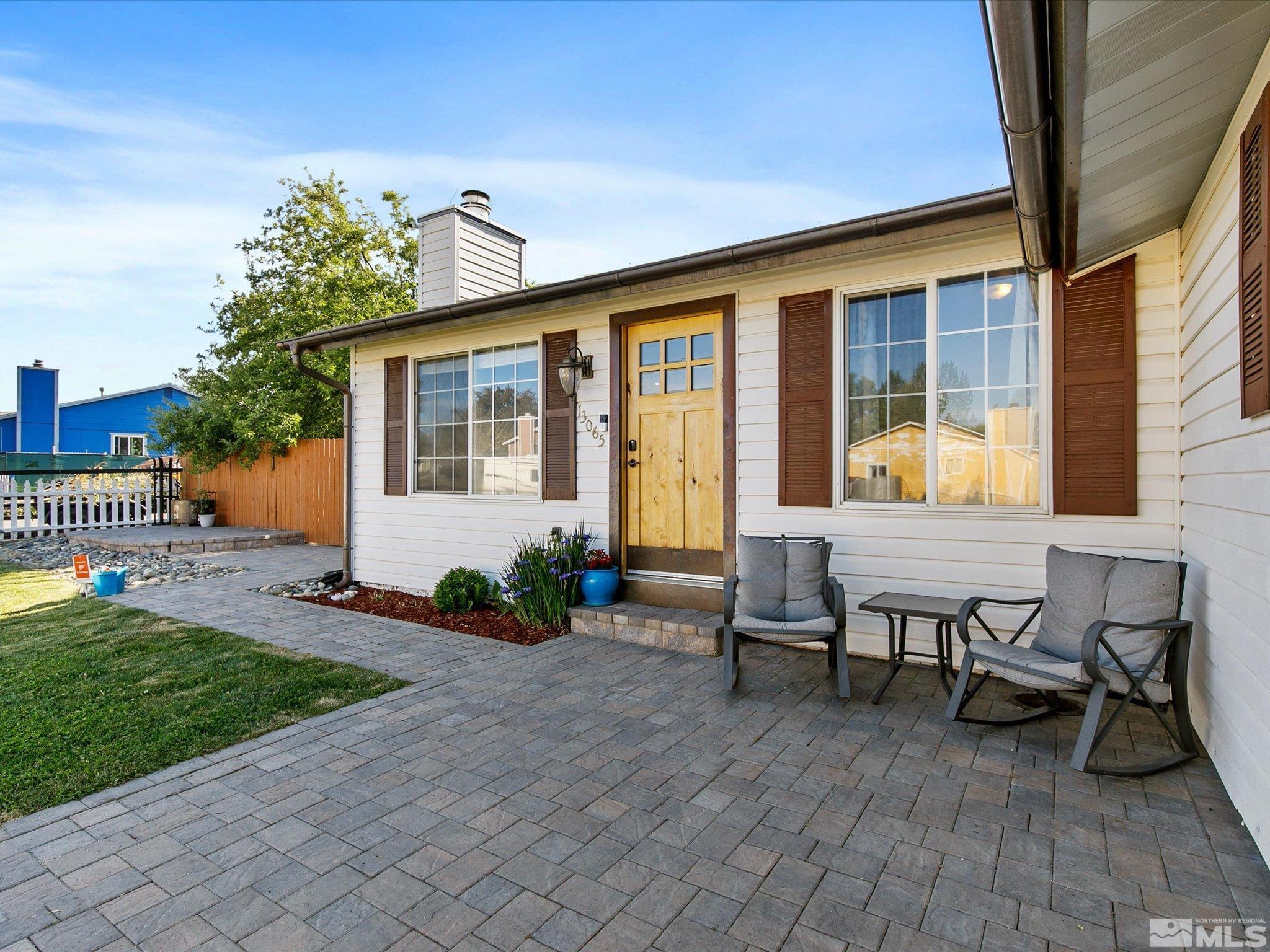 13065 Kernite Street Reno, NV 89506 - Photo 8 of 33 Photo 8