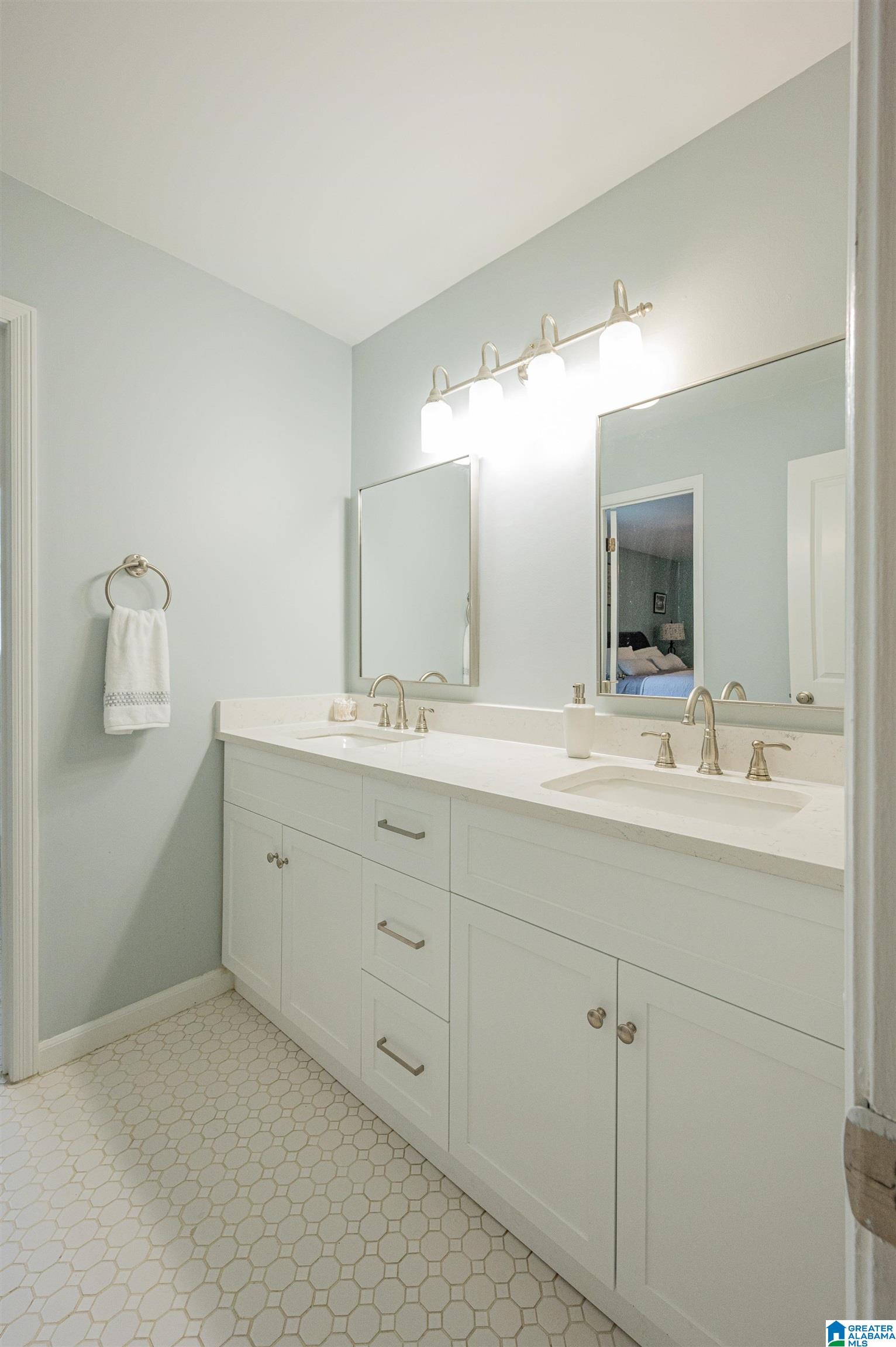 1632 Ridge Road Birmingham, AL 35209 - Photo 22 of 39
