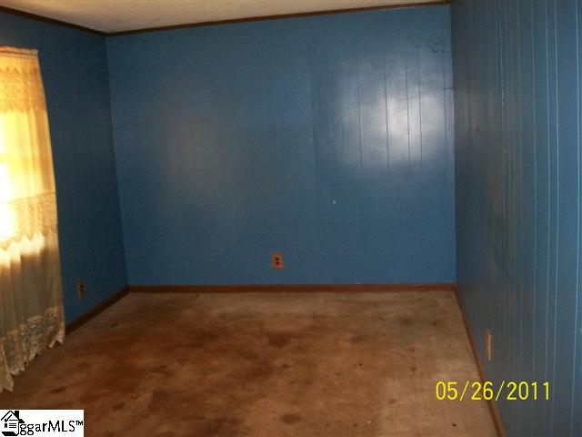 634 Ambler School Road Pickens, SC 29671 - Photo 4 of 5