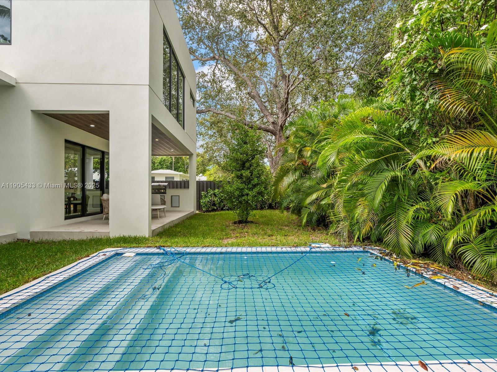 1259 Southwest 20th Street Miami, FL 33145 - Photo 11 of 61