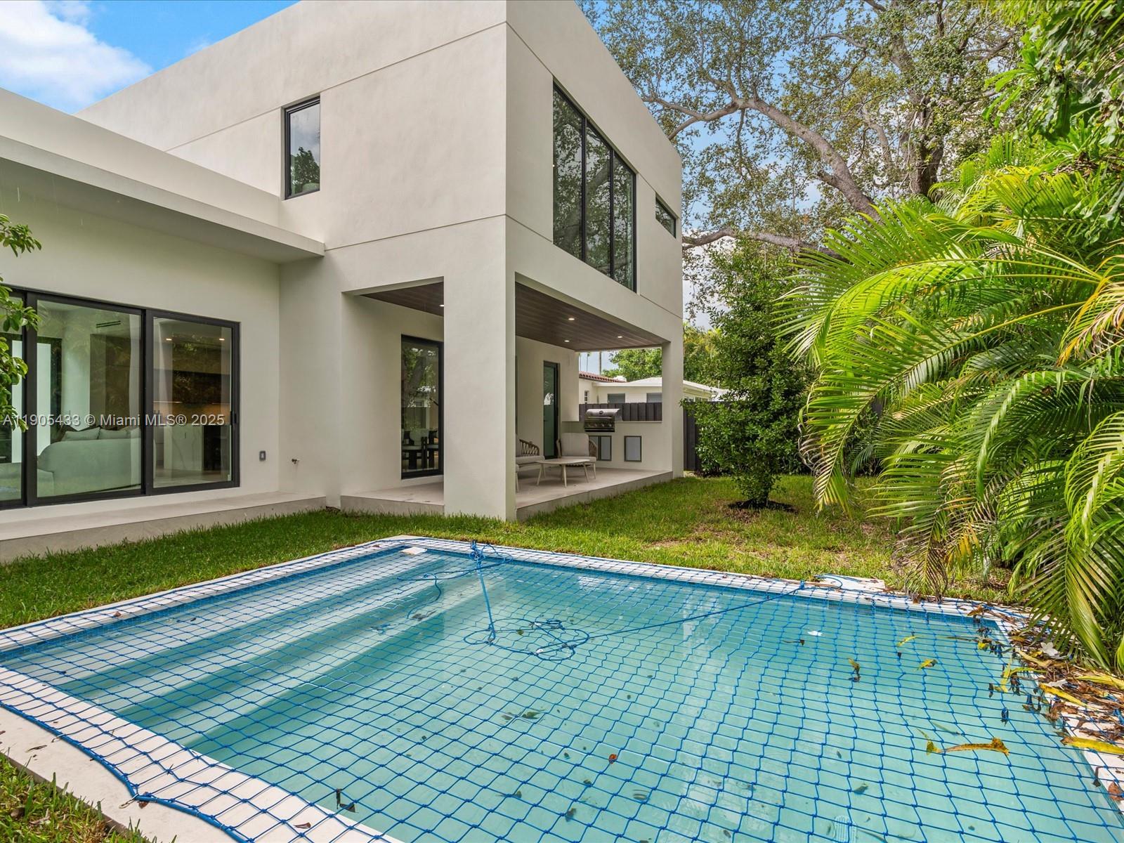 1259 Southwest 20th Street Miami, FL 33145 - Photo 12 of 61