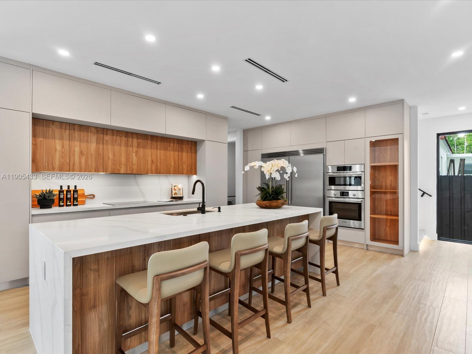 1259 Southwest 20th Street Miami, FL 33145 - Photo 18 of 59