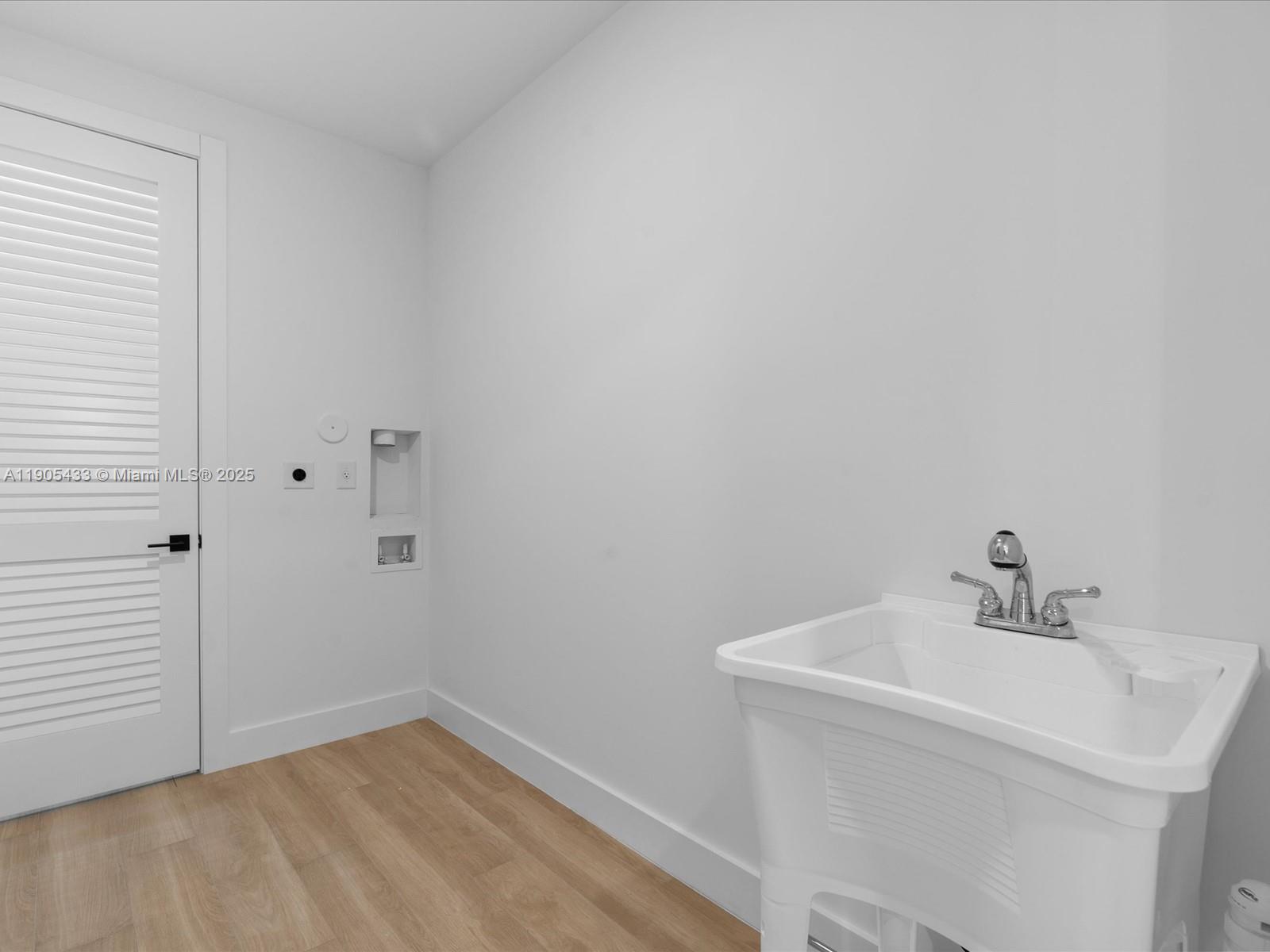 1259 Southwest 20th Street Miami, FL 33145 - Photo 30 of 61