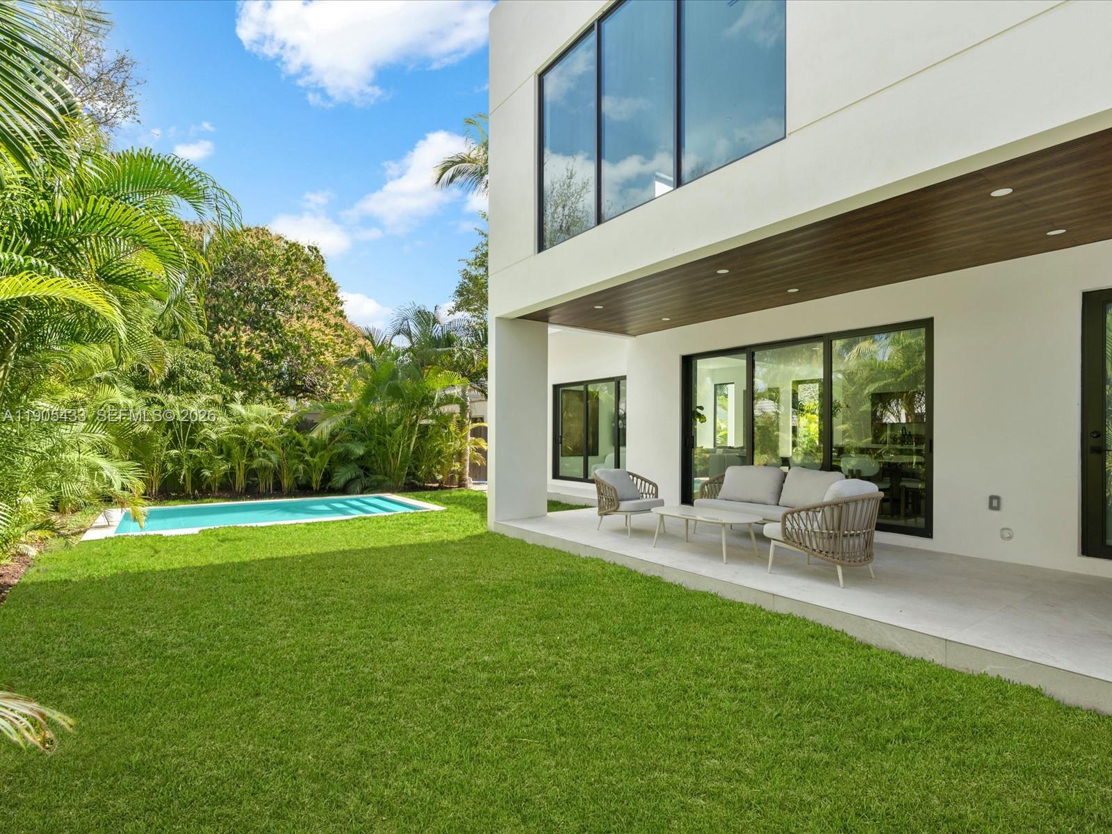 1259 Southwest 20th Street Miami, FL 33145 - Photo 8 of 59