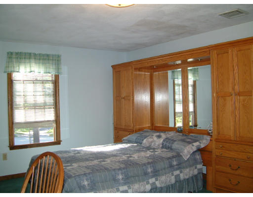 15 Pheasanthill Road Norfolk, MA 02056 - Photo 16 of 21 Gallery Image 16