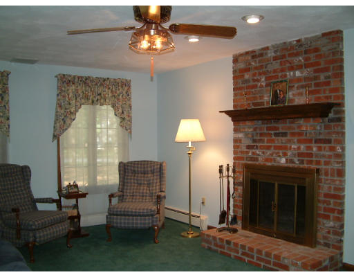 15 Pheasanthill Road Norfolk, MA 02056 - Photo 8 of 21 Gallery Image 8