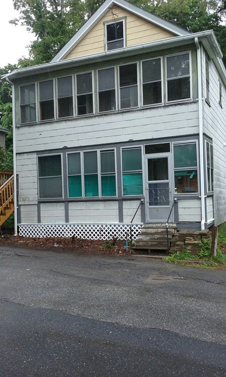 11 Myrtle Street Clinton, MA 01510 - Photo 1 of 9 Gallery Image 1
