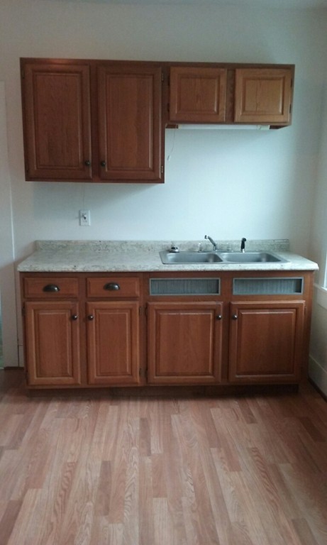 11 Myrtle Street Clinton, MA 01510 - Photo 6 of 9 Gallery Image 6