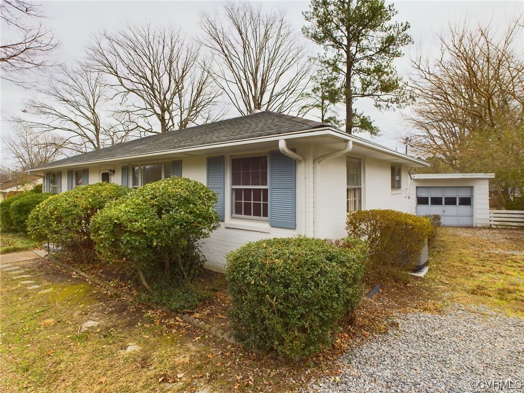 8709 Lonepine Road Henrico, VA 23294 - Photo 4 of 32 Gallery Image 4