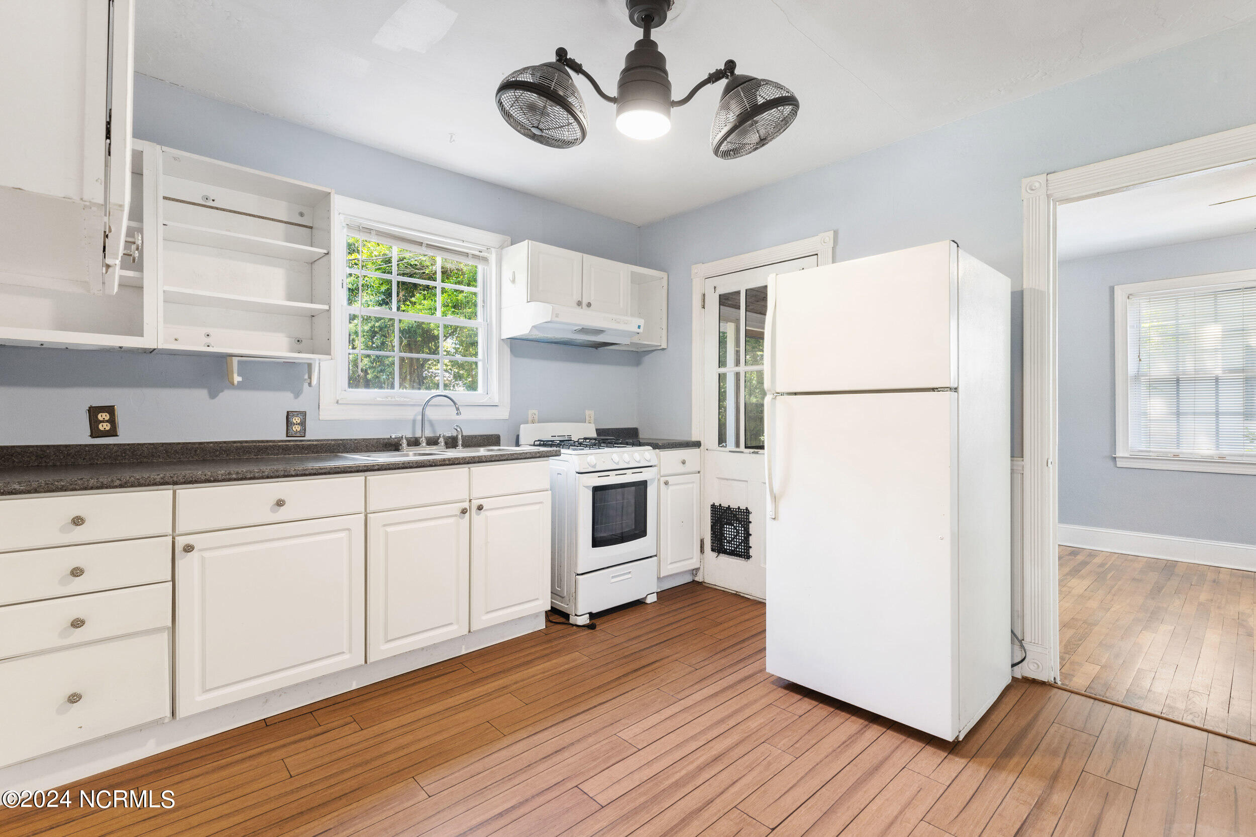 2116 Klein Road Wilmington, NC 28405 - Photo 13 of 30 2116kleinrd_00012