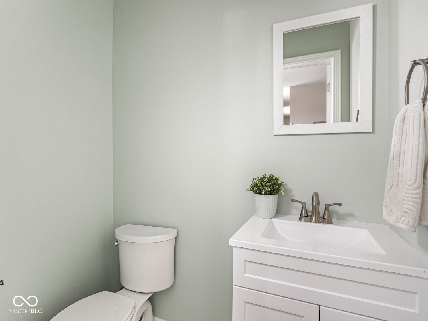 3254 Ruckle Street Indianapolis, IN 46205 - Photo 11 of 35