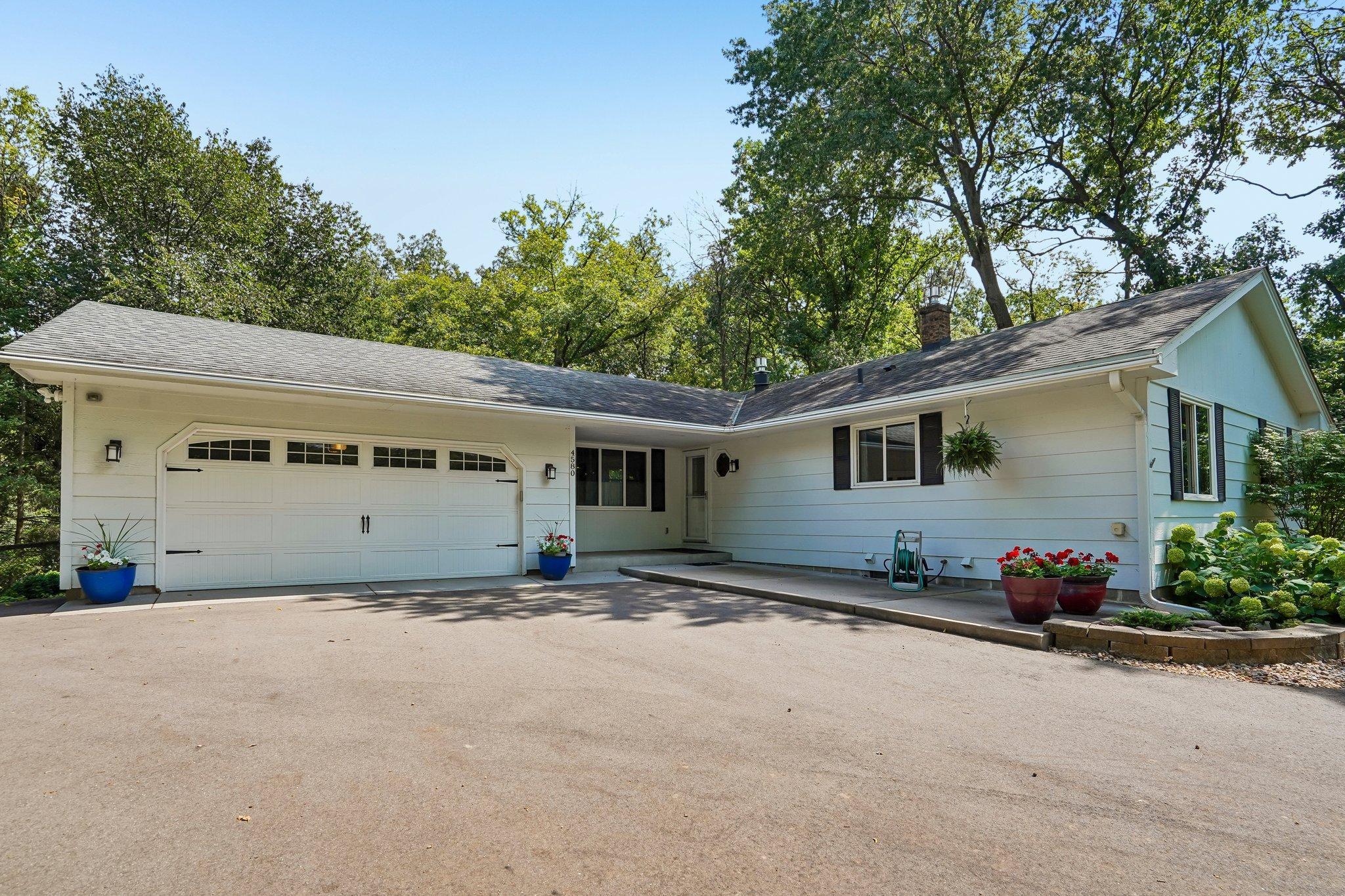 4580 Oak Pond Road Eagan, MN 55123 - Photo 3 of 79 Gallery Image 3