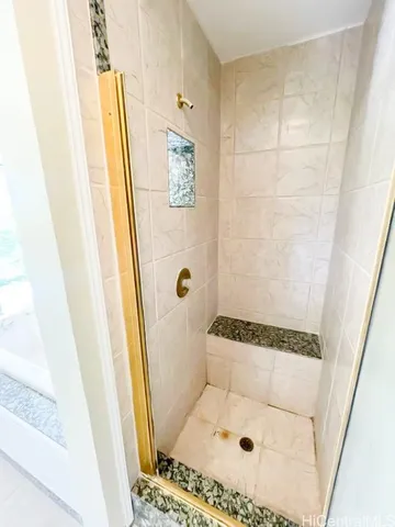 $5,000 | 123 Maunalua Avenue, Unit 18, Honolulu, HI 96821