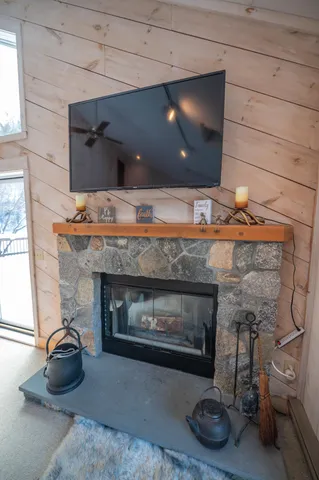 $575,000 | 12 Colonial Ridge Road, West Dover, VT 05356