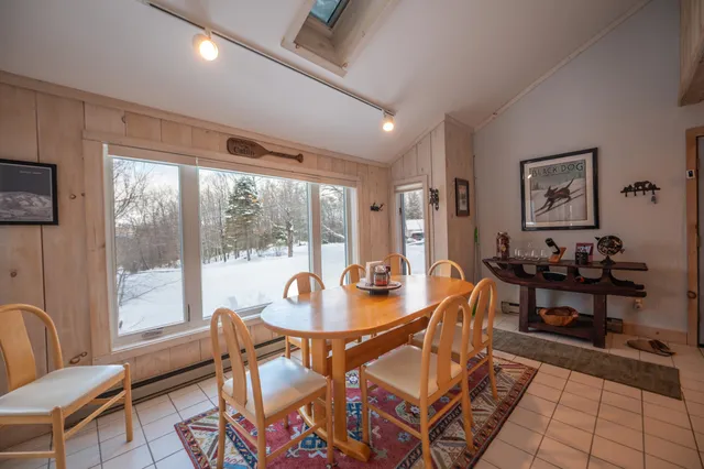 $575,000 | 12 Colonial Ridge Road, West Dover, VT 05356