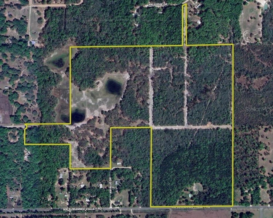 2669 Northwest Suwannee Valley Road White Springs, FL 32096 - Photo 52 of 66 a view of a balcony