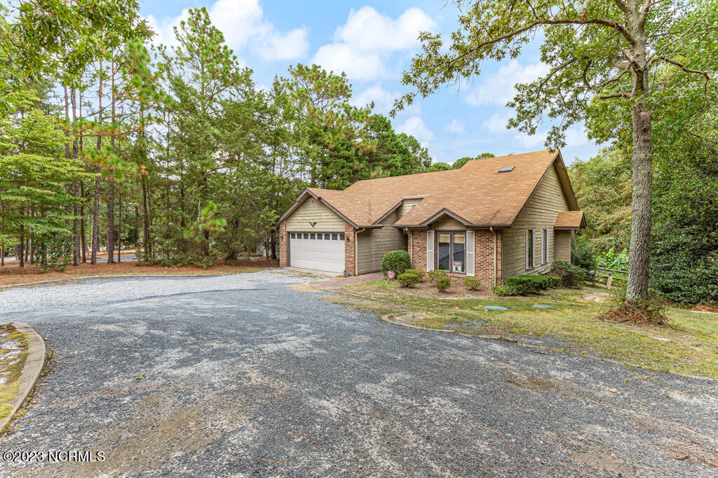 102 Firetree Lane West End, NC 27376 - Photo 16 of 32 102 Firetree-LR-JFP-11
