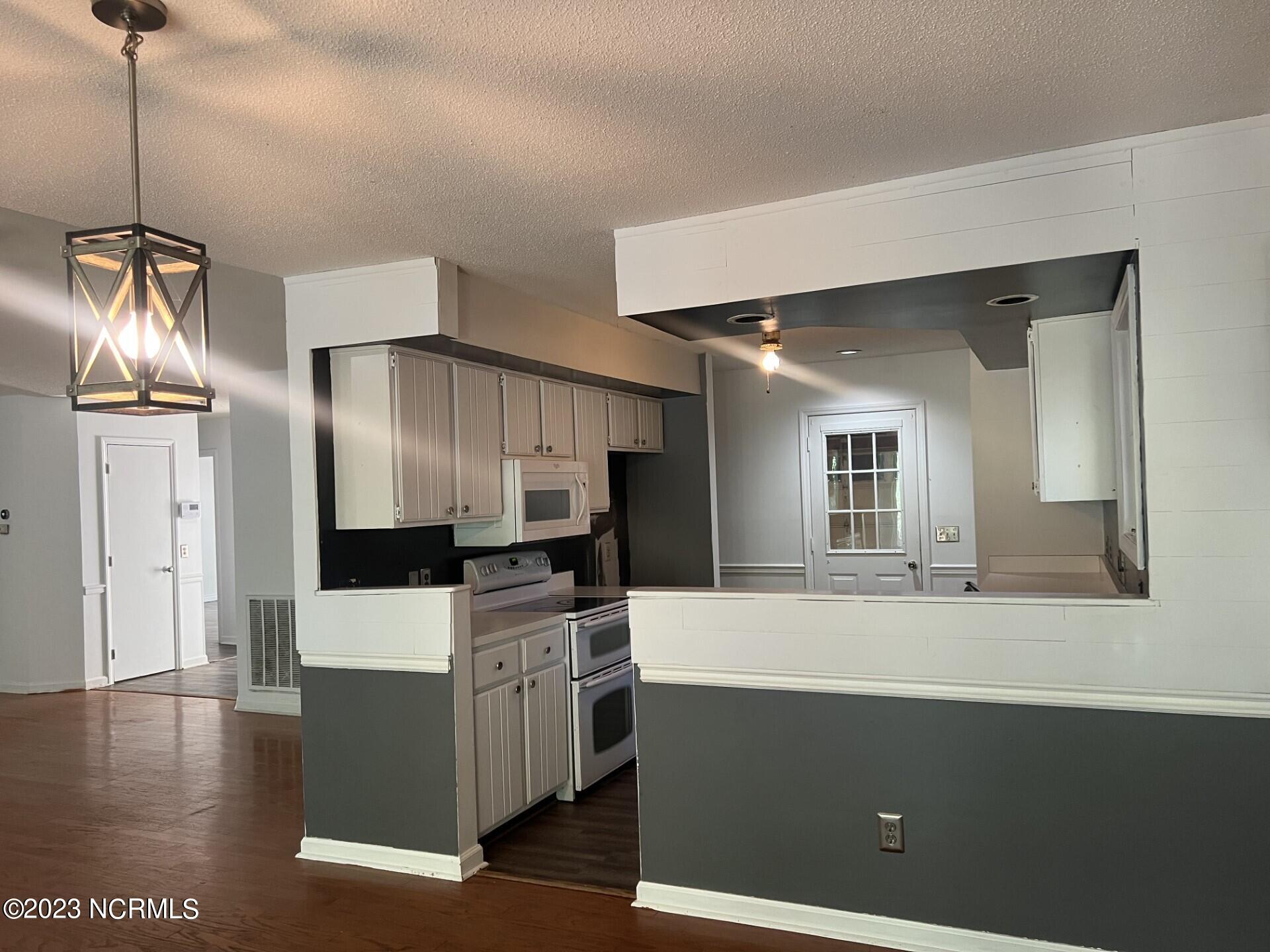 102 Firetree Lane West End, NC 27376 - Photo 21 of 32 3