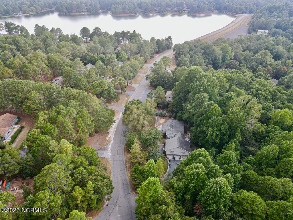 102 Firetree Lane West End, NC 27376 - Photo 10 of 32 102 Firetree-LR-JFP-5