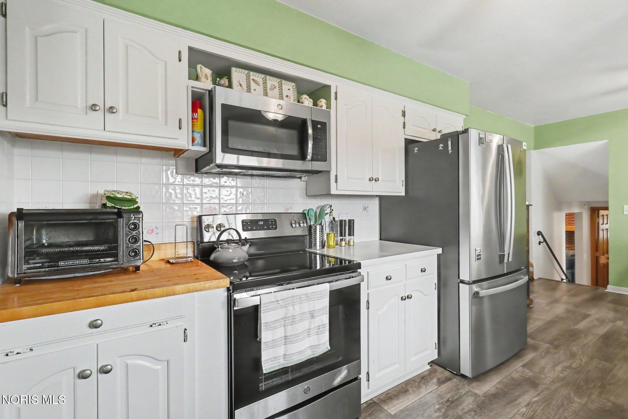 9504 Waterville Swanton Road Waterville, OH 43566 - Photo 15 of 32 Gallery Image 15
