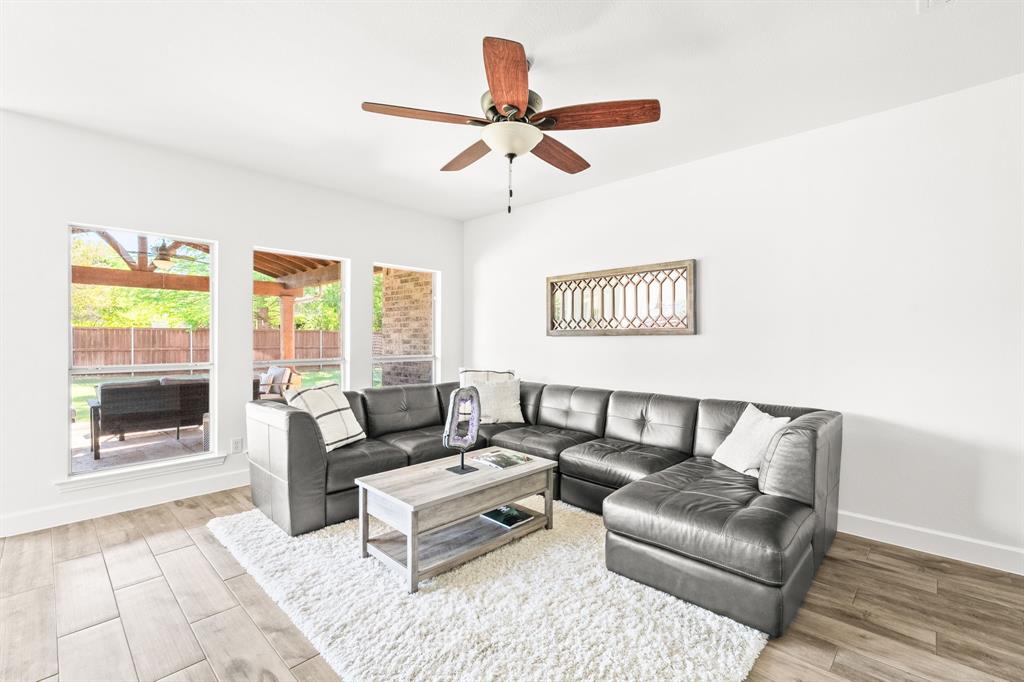 612 Morning View Way Murphy, TX 75094 - Photo 17 of 38