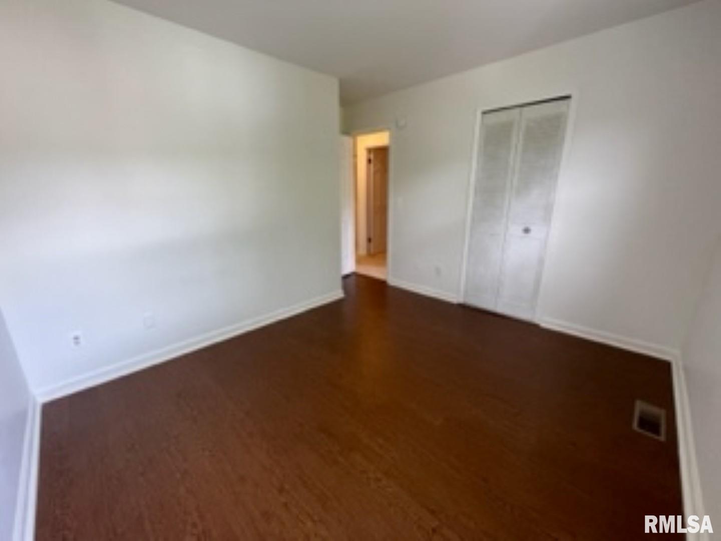 25 South Yorktown Road Macomb, IL 61455 - Photo 14 of 26 Gallery Image 14