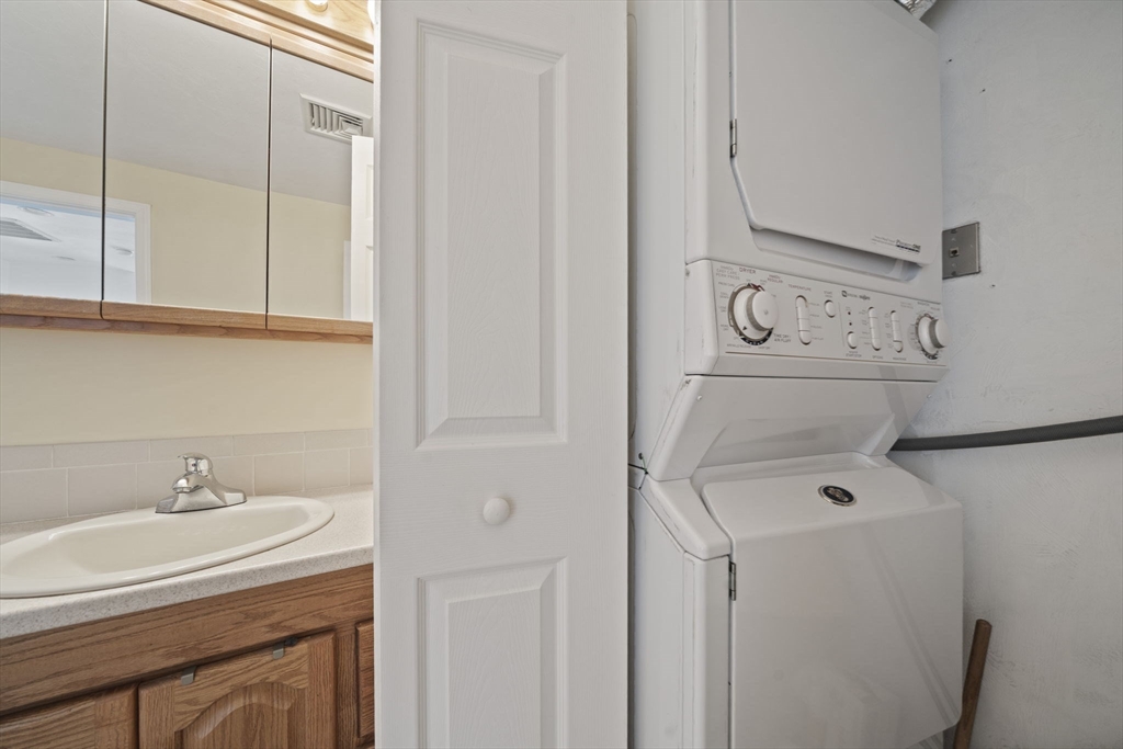 19 Selwyn Road Braintree, MA 02184 - Photo 20 of 40